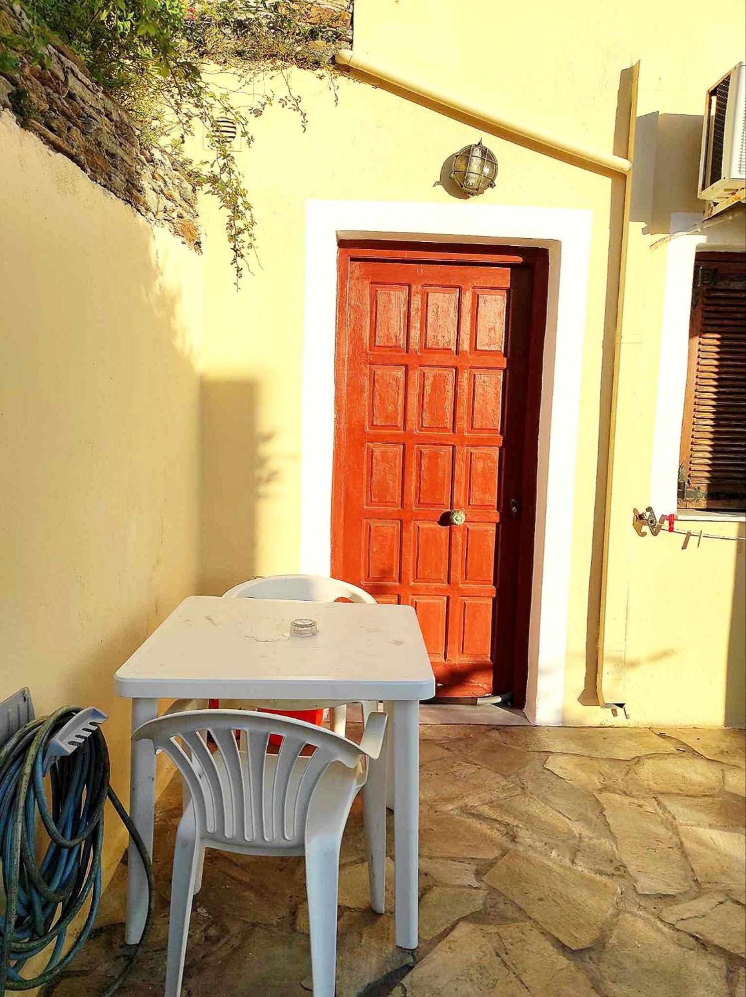 Politis Sudios Batsíon Exterior foto